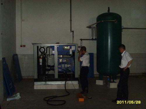 成都友芝友医疗科技有限公司购置的空压机